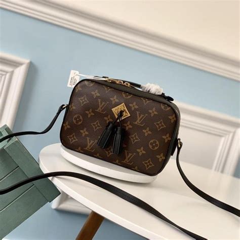 saintonge lv price